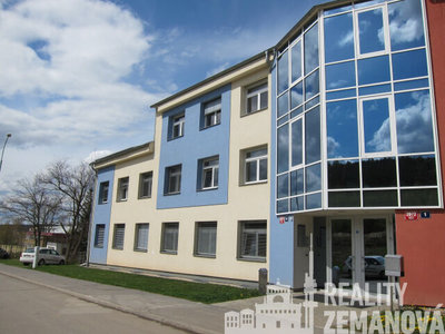 Pronájem kanceláře, 91m²