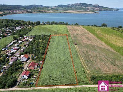 Prodej stavební parcely 9500 m² Přítluky