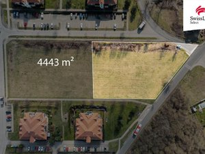 Prodej komerčního pozemku 4443 m² Holubice