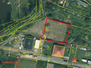 Prodej stavební parcely 686 m² Vstiš