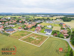 Prodej stavební parcely 1102 m² Rybníky