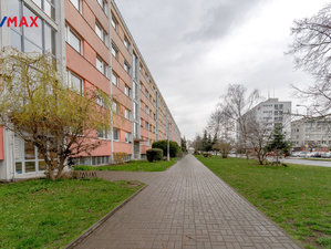 Pronájem bytu 4+1 74 m² Hradec Králové