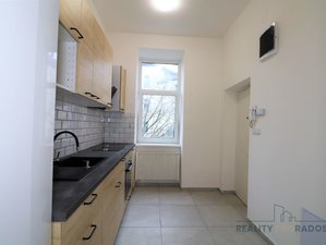 Pronájem bytu 1+1 34 m² Brno