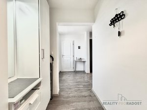 Pronájem bytu 3+1 75 m² Praha