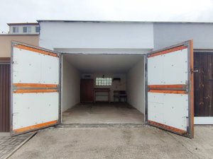 Prodej garáže 20 m² Bečov