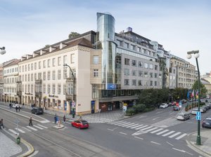Pronájem kanceláře 800 m² Praha