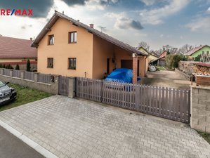 Prodej rodinného domu 199 m² Hořátev