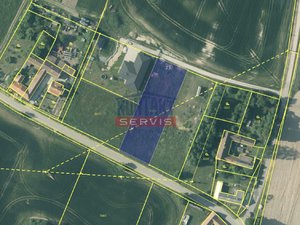 Prodej stavební parcely 2423 m² Lišov