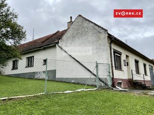 Prodej rodinného domu 100 m² Dobrkovice