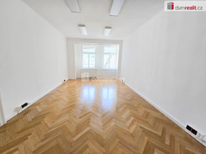 Pronájem kanceláře 28 m² Praha