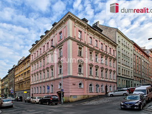 Pronájem bytu 3+1 93 m² Praha