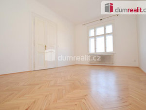 Pronájem bytu 2+1 70 m² Praha