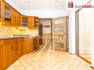 Prodej bytu 3+1 70 m² Lužice