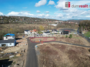 Prodej stavební parcely 1000 m² Libušín