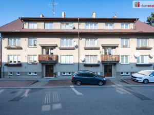 Prodej bytu 2+1 48 m² Lhenice