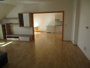 Pronájem bytu 3+kk 80 m² Hradec Králové