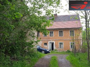 Prodej rodinného domu 350 m² Zubrnice