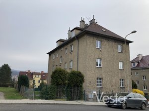 Pronájem bytu 1+1 32 m² Děčín
