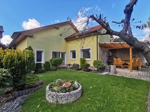 Prodej rodinného domu 300 m² Kačice