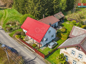 Prodej rodinného domu 238 m² Valy