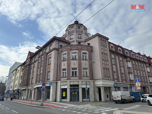 Pronájem obchodu 317 m² Hradec Králové