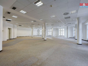 Pronájem kanceláře 294 m² Plzeň