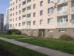 Pronájem bytu 1+1 37 m² Pardubice