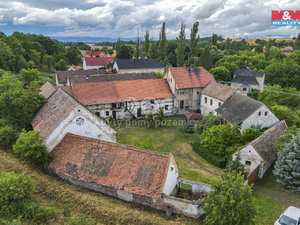 Prodej zemědělské usedlosti 940 m² Velemyšleves