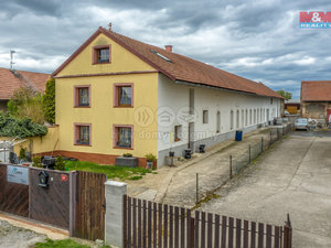 Prodej činžovního domu 800 m² Hořátev