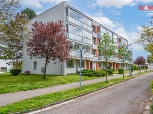 Prodej bytu 3+1 66 m² Hradec Králové