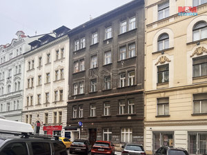Prodej činžovního domu 869 m² Praha