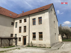 Prodej činžovního domu 700 m² Nová Bystřice