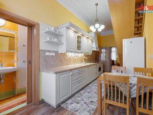 Prodej bytu 3+1 84 m² Karlovy Vary