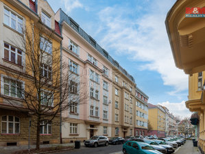 Prodej bytu 2+1 90 m² Karlovy Vary
