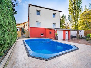 Prodej rodinného domu 450 m² Praha