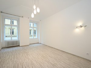 Pronájem bytu 3+1 96 m² Praha