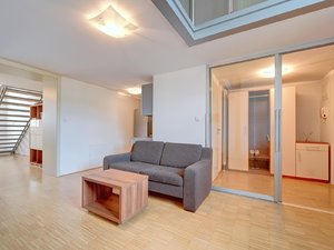 Pronájem bytu 3+kk 75 m² Praha