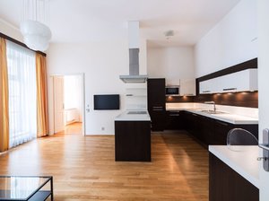 Pronájem bytu 2+kk 70 m² Praha