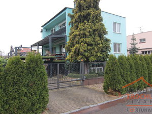 Prodej bytu 5+1 a více 260 m² Lázně Bohdaneč