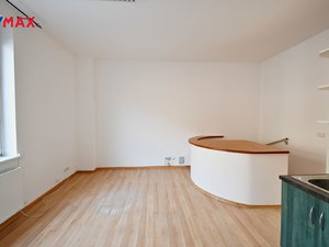 Prodej kanceláře 73 m² Vodňany