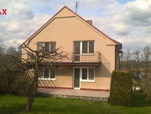 Prodej rodinného domu 298 m² Lnáře