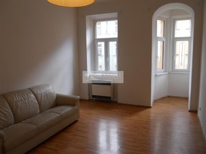 Pronájem bytu 2+1 48 m² Praha