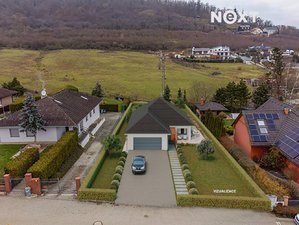 Prodej stavební parcely 1220 m² Loděnice