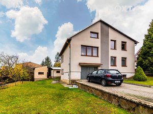 Prodej rodinného domu 300 m² Zavidov