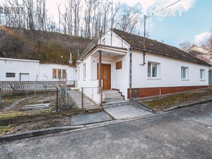 Prodej rodinného domu 150 m² Syrovín
