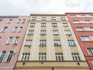 Pronájem bytu 1+1 45 m² Praha