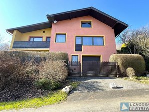 Prodej rodinného domu 320 m² Stráž