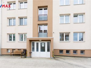 Prodej bytu 3+1 58 m² Ševětín