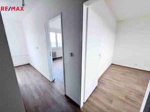Prodej bytu 2+1 55 m² Postoloprty