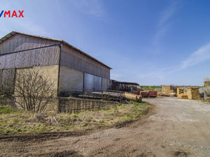 Prodej zemědělské usedlosti 11575 m² Radkov